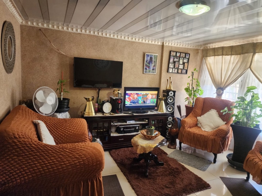 2 Bedroom Property for Sale in Jouberton North West